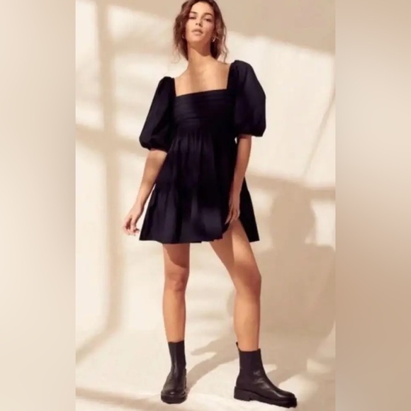 NWT Abercrombie & Fitch Black Square Neck Puff Sleeve Ruched Mini Sundress - Picture 2 of 5